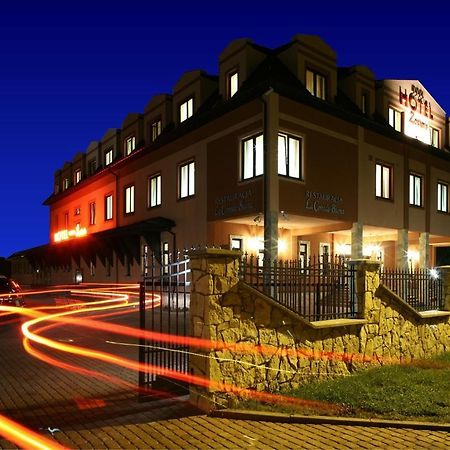 Hotel Zawiercie Luaran gambar