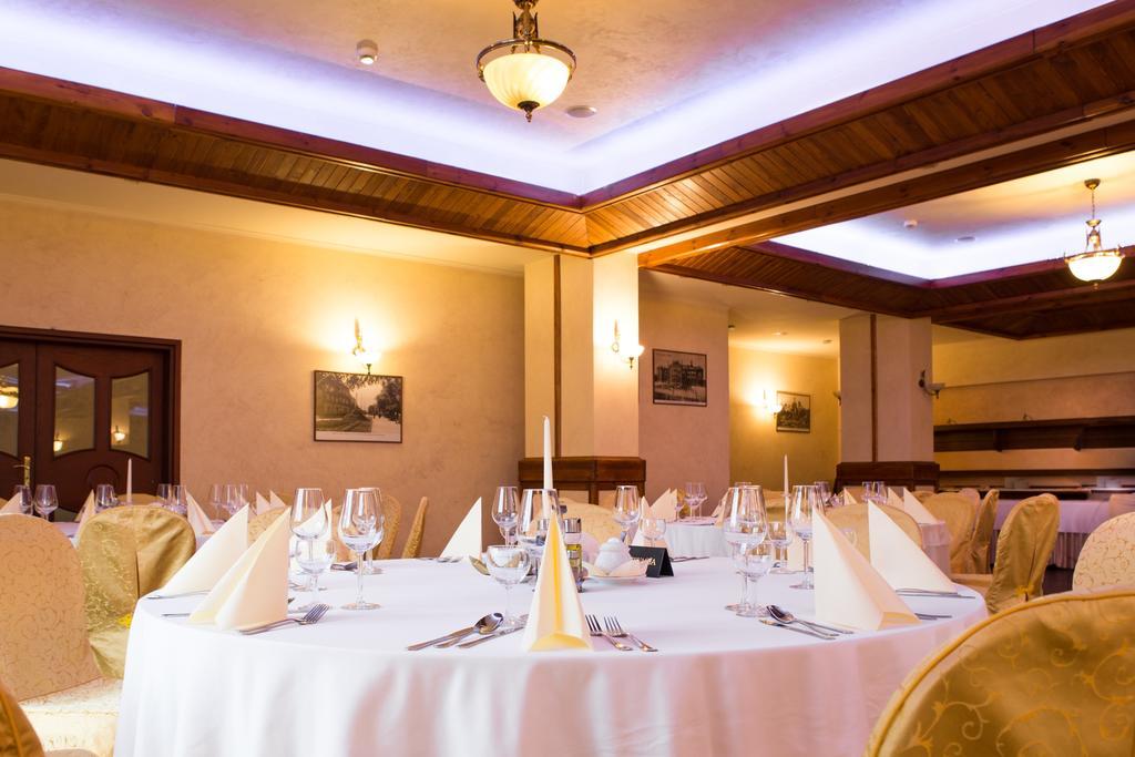 Hotel Zawiercie Luaran gambar